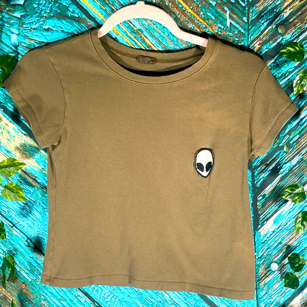 Alien Head 👽 Dark Green Crop Top Tee Shirt